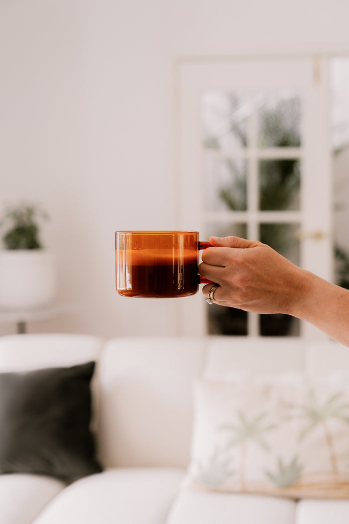Chá Mug in Amber